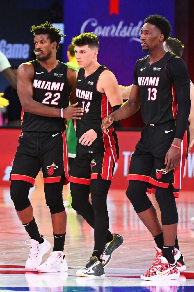 和清晰的场 和清晰的场