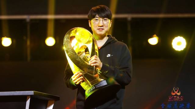 金铲铲之战 金铲铲之战